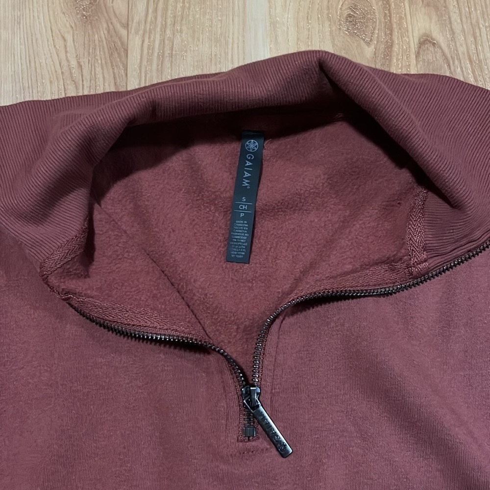 GAIAM Zip Up Sweater - Picture 5 of 6